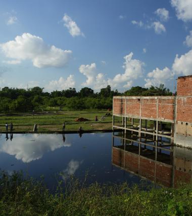 Thinking outside the city: The peri-urban space
